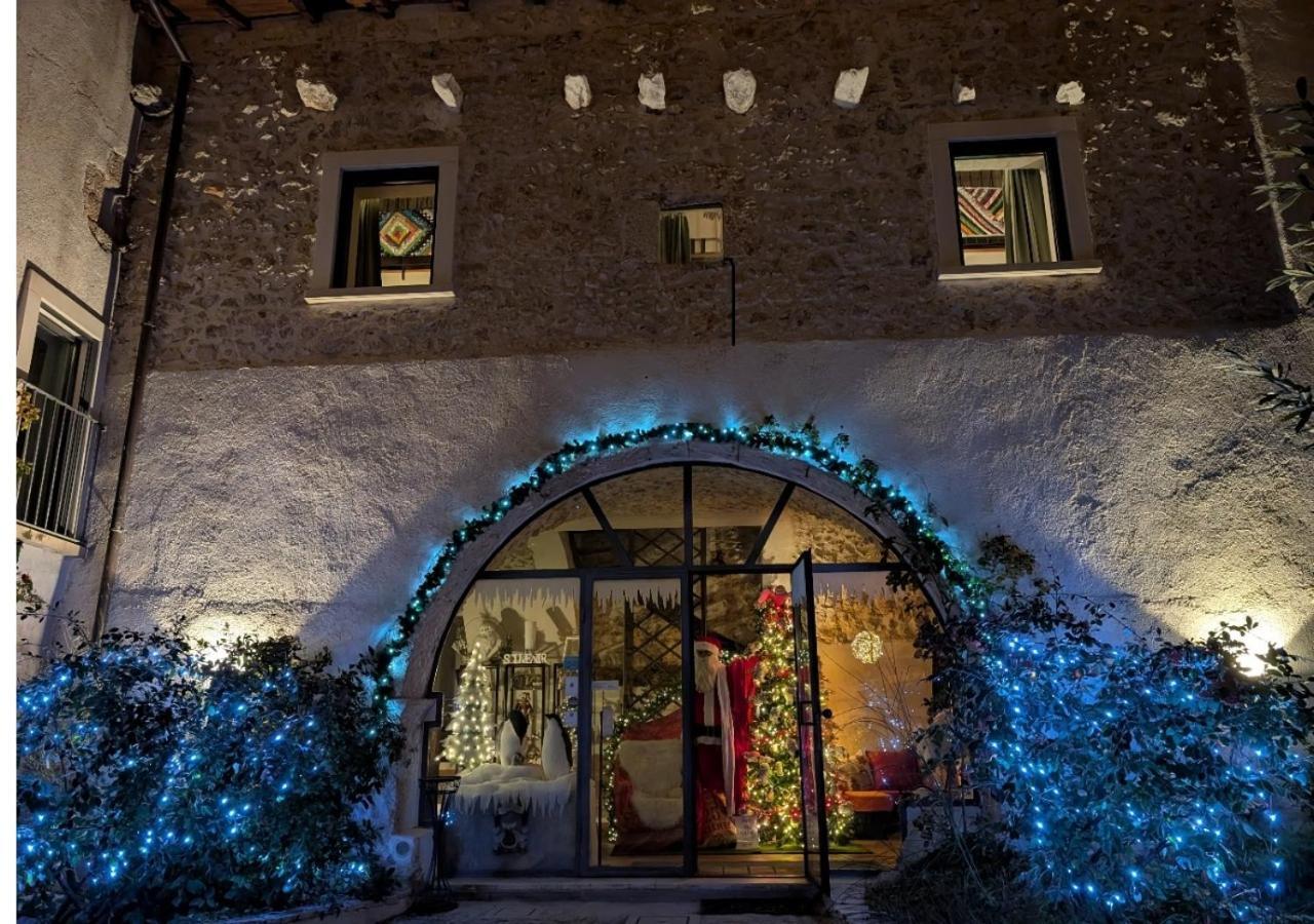 Residenza Storica Le Civette Hotell Castel del Monte  Exteriör bild