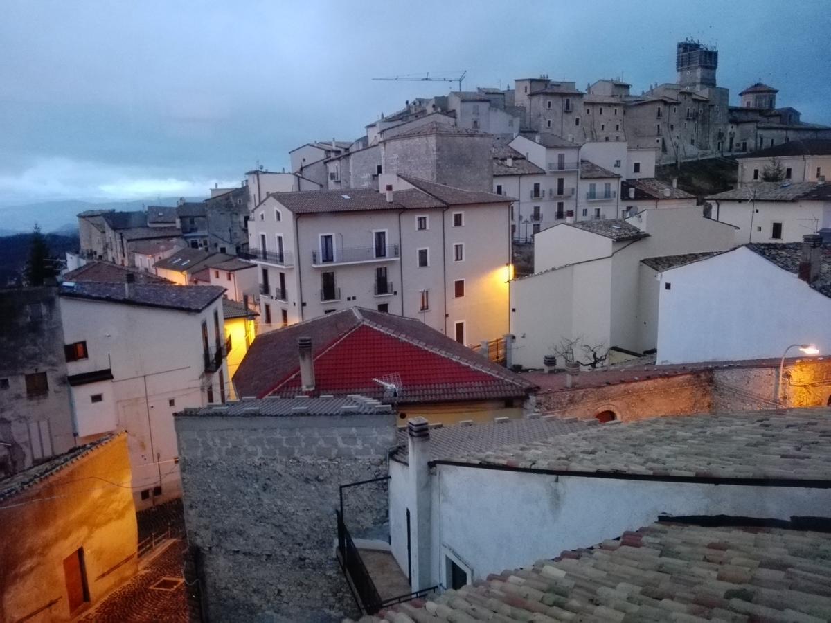 Residenza Storica Le Civette Hotell Castel del Monte  Exteriör bild