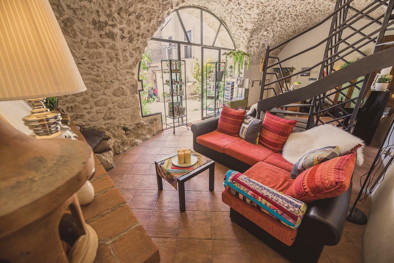 Residenza Storica Le Civette Hotell Castel del Monte  Exteriör bild